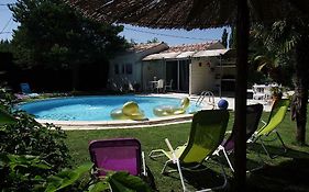 Les Lavandes le petit mazet privee avec la piscine privee